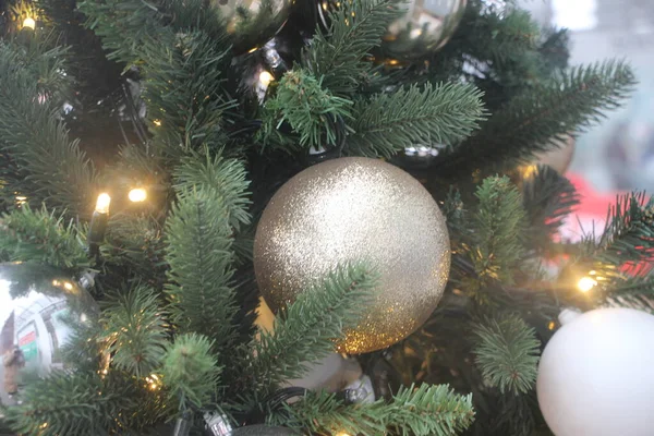 Weihnachtsdekoration Aus Nächster Nähe Blick Auf Den Baum — Stockfoto