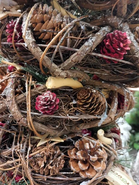 Noel ağacı süsleme çelengi