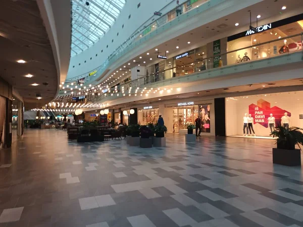 Shopping Mall View — Fotografia de Stock