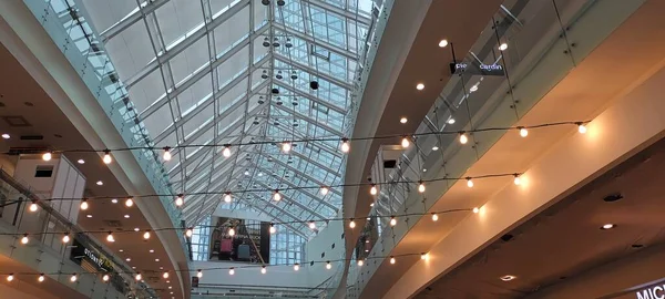 Dentro Vista Del Centro Comercial — Foto de Stock