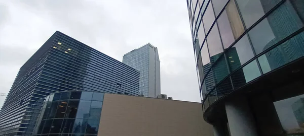 Modern Office Building Center — 图库照片