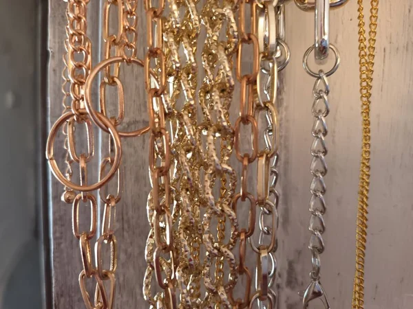 Golden Metal Chains Close View — Photo