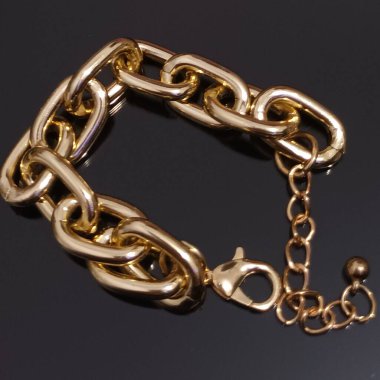 Mücevher parçası, bileziğin görüntüsünü kapat 