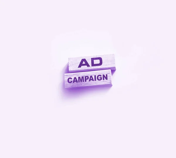 캠페인 Wooden Blocks Pink Background 마케팅 사업의 — 스톡 사진