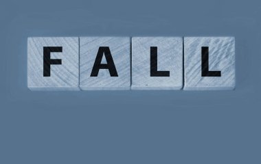 Ahşap bloklar, güz kelimesi, Covid-19 bozulmasının etkileri, küresel ekonomi finansal kriz iş konsepti.