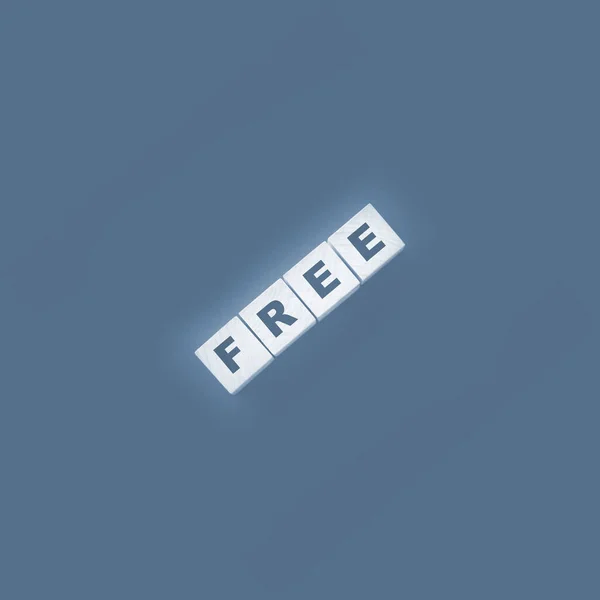 Η λέξη ελεύθερη σε ξύλινα μπλοκ σε μαύρο φόντο. Επιχειρηματική έννοια — Φωτογραφία Αρχείου