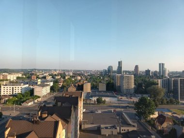 Şehir sokakları yazın görünüyor, Vilnius, Litvanya