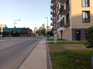 Şehir sokakları yazın görünüyor, Vilnius, Litvanya