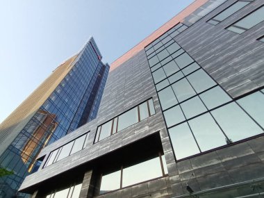 Şehir sokakları yazın görünüyor, Vilnius, Litvanya