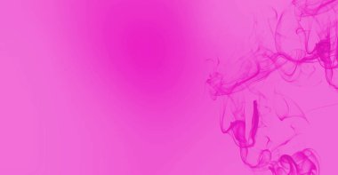 Yumuşak pembe ve nane aromalı güzel, rüya gibi gökyüzü ve üzerlerinde duman. Parti posterleri ve el ilanları için soyut romantik geçmiş.