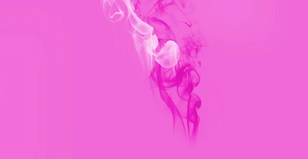 柔らかいピンクとミントの雲と美しい夢のような空とそれらの上に煙 要旨政党のポスターとチラシのロマンチックな背景 — ストック写真