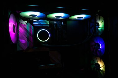 Sistem biriminde gece ana kartın aydınlanması