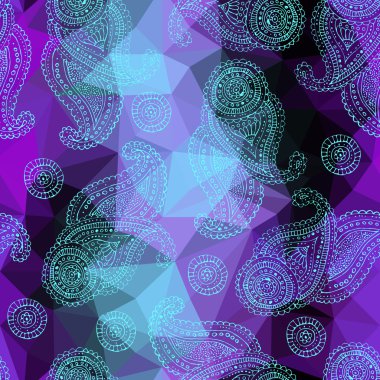 Mor üzerine desenli süsleme