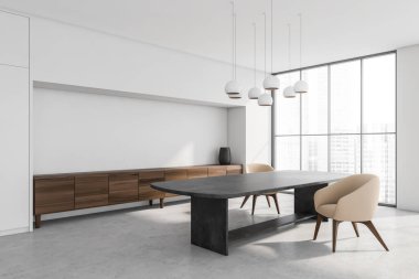 Siyah masalı hafif yemek odası, beton zeminde bej koltuklar, yan görüş, gökdelenli pencerenin yanında. Modern mobilyalarla minimalist iç mekan ve boş duvarları kopyala, 3D görüntüleme