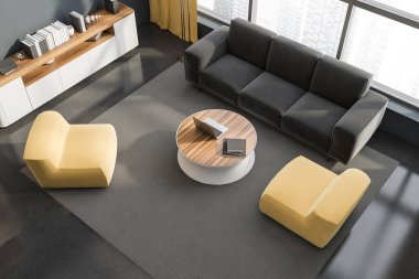 Oturma odasının gri ve sarı dizaynı panoramik pencereler ve halı kaplı beton zemin. Modern daire kavramı. Üst Manzara. 3d oluşturma
