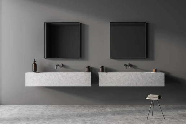 稀疏的浴室内部与灰色的墙壁 混凝土地面 两个正方形的镜子在货架的虚空和最低限度的凳子 现代设计的概念 3D渲染 — 图库照片