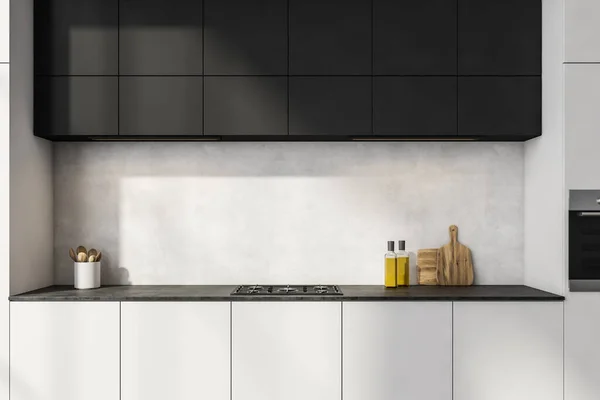 Черно Белый Кухонный Интерьер Частью Модульного Шкафа Плитой Простой Дизайн — стоковое фото
