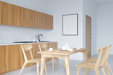 Dört ahşap sandalyeli ve tabaklı minimalist yemek masası. Lavabo ve ocak, beton zemin ve kapı. Boşluk çerçevesini beyaz duvara kopyala, 3B oluşturma