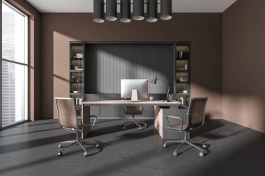 Panoramik pencereli karanlık ofis odası, masaüstü, klasörlü kitaplık, rahat koltuk, masa ve beton zemin. Çalışma süreci için mükemmel bir yer. Minimalist tasarım. 3d oluşturma