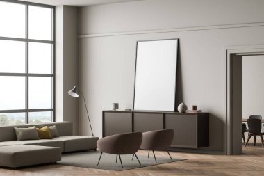 Parlak oturma odası içi boş beyaz poster, panoramik pencere, koltuklar, kanepe, kemer, halı, kitaplar ve meşe ağacından zemin. Soğukluk için minimalist tasarım kavramı. Model yap. 3d oluşturma