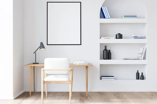 Interior Espaço Trabalho Branco Com Cadeira Mesa Lâmpada Prateleira Livros — Fotografia de Stock