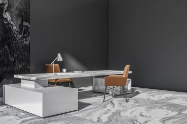 İçinde iki koltuk, içinde kitap ve kahve fincanı bulunan mermer döşemeli siyah bir ofis odası. Masalı ve sandalyeli minimalist yönetici odası, 3 boyutlu görüntüleme