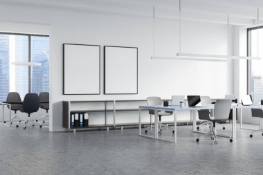 Çalışma odaları, düz ışıklar, beton zemin ve toplantı odası olan gri ofis iç kısımlarından oluşan beyaz duvardaki ekstra büyük büfenin üzerinde iki adet model çerçeve. Köşe manzarası. Modern tasarım kavramı. 3d oluşturma