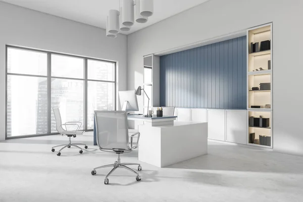 Canto Escritório Branco Azul Interior Com Mesa Nicho Elegante Armários — Fotografia de Stock
