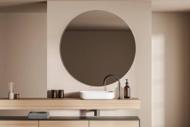 Yuvarlak ayna, bej duvar bölmesi, yüzen lavabo ve banyo iç tasarımında açık raf kibri, arka planda boş alan. Minimalist bir kavram. 3d oluşturma
