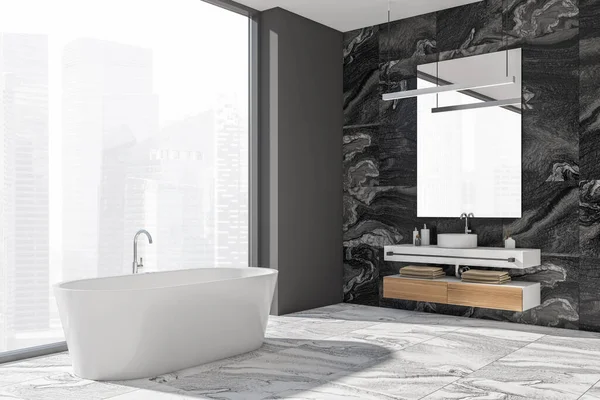 Cuarto Baño Gris Interior Lavabo Con Espejo Estante Con Accesorios —  Fotos de Stock