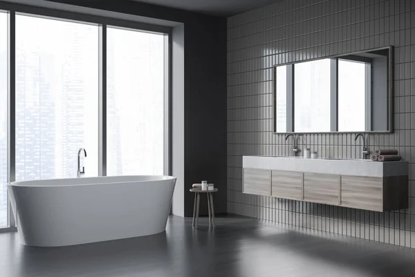 Bagno Interno Grigio Due Lavandini Con Specchio Tavolo Con Accessori — Foto Stock