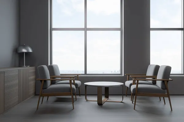 パノラマの窓 4つの快適なアームチェア テーブル フォルダ オーク材の床と暗いオフィスルームのインテリアのコーナービュー 仕事や会議に最適な場所です ミニマルなデザイン 3Dレンダリング — ストック写真