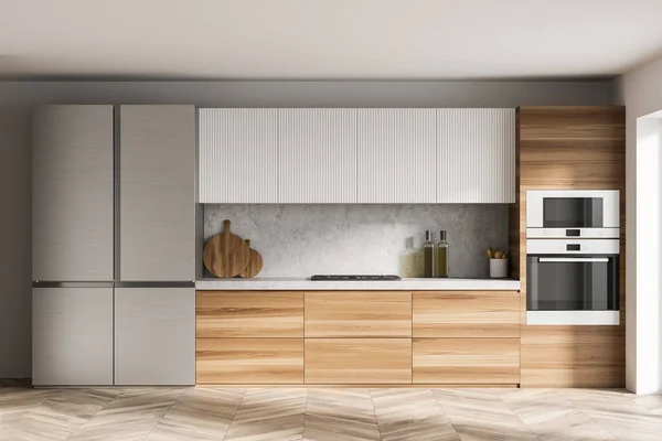 ストーブ オーブン キッチンウェア フロントビューと木製の料理のインテリア 軽い寄木細工の床に冷蔵庫付きの高級キッチン 3Dレンダリング — ストック写真