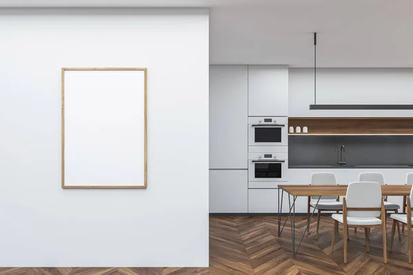 在简约的白色厨房旁边的墙上挂着空的框架帆布 餐桌上方点亮了线形的灯光 地板上铺着花篮 现代室内设计的概念 3D渲染 — 图库照片