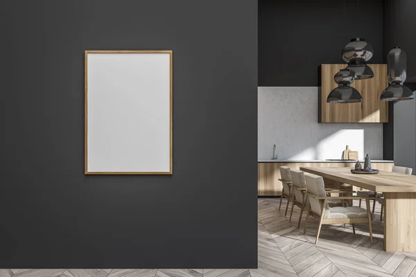Σκούρο Εσωτερικό Δωμάτιο Κουζίνα Άδειο Λευκό Αφίσα Τραπεζαρία Τέσσερις Πολυθρόνες — Φωτογραφία Αρχείου