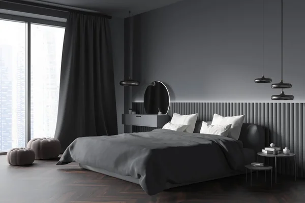 黑暗的卧室内部与空旷的灰色墙壁 咖啡桌 全景窗和橡木地板 简约设计的概念 舒服的地方睡觉 把它弄坏了3D渲染 — 图库照片
