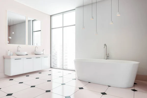 Interior Baño Blanco Rosa Bañera Suelo Baldosas Dos Lavabos Con — Foto de Stock