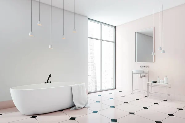 Weiße Und Rosa Badezimmerausstattung Waschbecken Mit Spiegel Und Accessoires Badewanne — Stockfoto