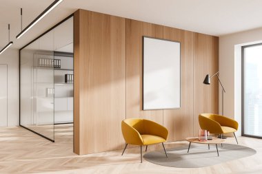 Ahşap duvarında boş bir maket olan oturma odası manzarası, iki sarı koltuk, sehpa, lamba, parke zemin ve koridorda cam ofis duvarı. Modern iç tasarım kavramı. 3d oluşturma