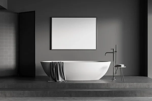 Interno Bagno Scuro Con Vasca Poster Bianco Vuoto Divisorio Sgabello — Foto Stock