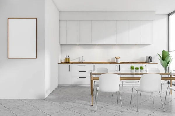 空の白いポスター パノラマの窓 コーヒーマシン コンクリートタイルの床とダイニングテーブルと明るいキッチンルームのインテリア ミニマルデザインのコンセプト モックアップ 3Dレンダリング — ストック写真