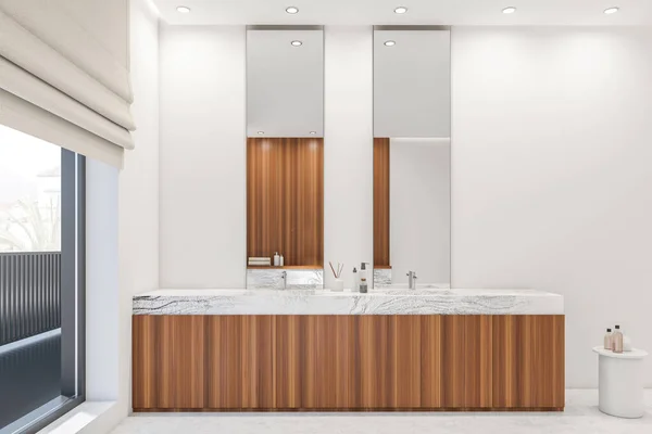 Interior Banheiro Brilhante Com Dois Espelhos Pias Janela Panorâmica Com — Fotografia de Stock