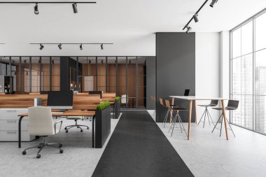 Parlak bir ofis odası, iş yerleri, panoramik pencere, finansal şehir manzarası, beton zemin, masaüstü bilgisayarlar. İş birliği kavramı. 3d oluşturma