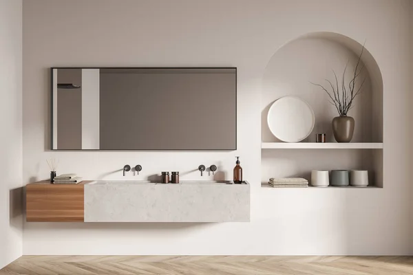 Intérieur Salle Bain Moderne Avec Double Lavabo Céramique Miroir Murs — Photo