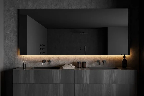 黑暗浴室内部与镜子和水槽 灰色墙壁 液体肥皂 卫生和温泉保健程序的概念 3D渲染 — 图库照片