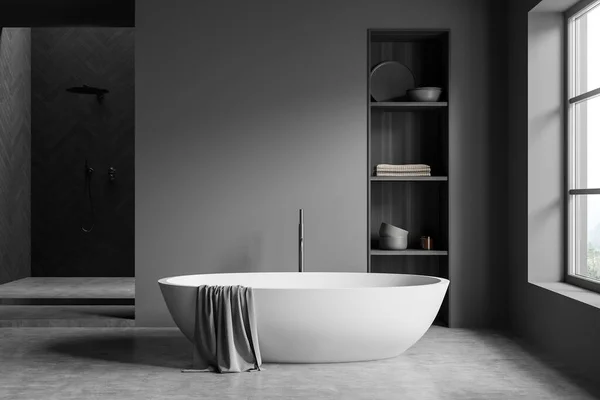 Interior Baño Oscuro Con Ducha Bañera Blanca Suelo Hormigón Gris —  Fotos de Stock