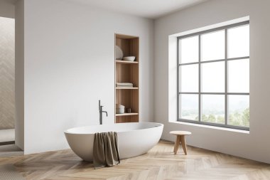 Küvetli parlak banyo, kırsal manzaralı panoramik pencere, havlularla dolu raf, tabure, beyaz duvarlar, ahşap zemin. Sağlık için hijyenik ve spa prosedürleri kavramı. 3d oluşturma