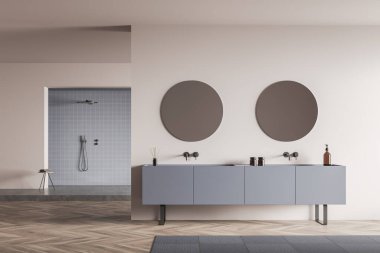 Parlak banyo manzarası duş, iki yuvarlak ayna, lavabo, beyaz duvarlar ve halılı meşe ağacından döşeme. Sağlık için hijyenik ve spa prosedürleri kavramı. 3d oluşturma