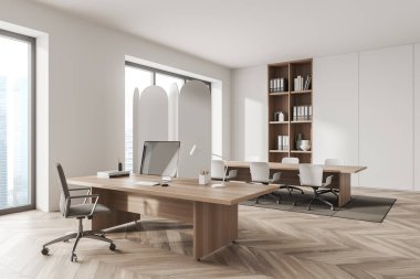 Beyaz ofis odasının iç köşesinde toplantı masası, masaüstü bilgisayarı, koltuğu, panoramik pencereleri, parke zemini olan bir masa. Çalışma sürecinin konsepti. 3d oluşturma