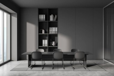 Ofis odasının önü. Toplantı masası, masa, sandalyeler, panoramik pencere, cam bölme ve beton zemin. Çalışma sürecinin konsepti. 3d oluşturma